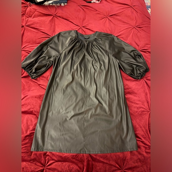 WHO WHAT WEAR CUTE AF BLACK VEGAN LEATHER MINI-DRESS/TUNIC SIZE LARGE - Picture 5 of 5